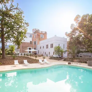  Hotel La Batisse En Blanc France